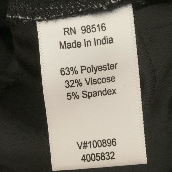 Coldwater Creek Trouser Fit Pinstripe Dress Pants Size 10 Stretch Career Pants - Picture 9 of 10